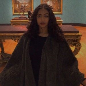 Meet your Posher, Ishi